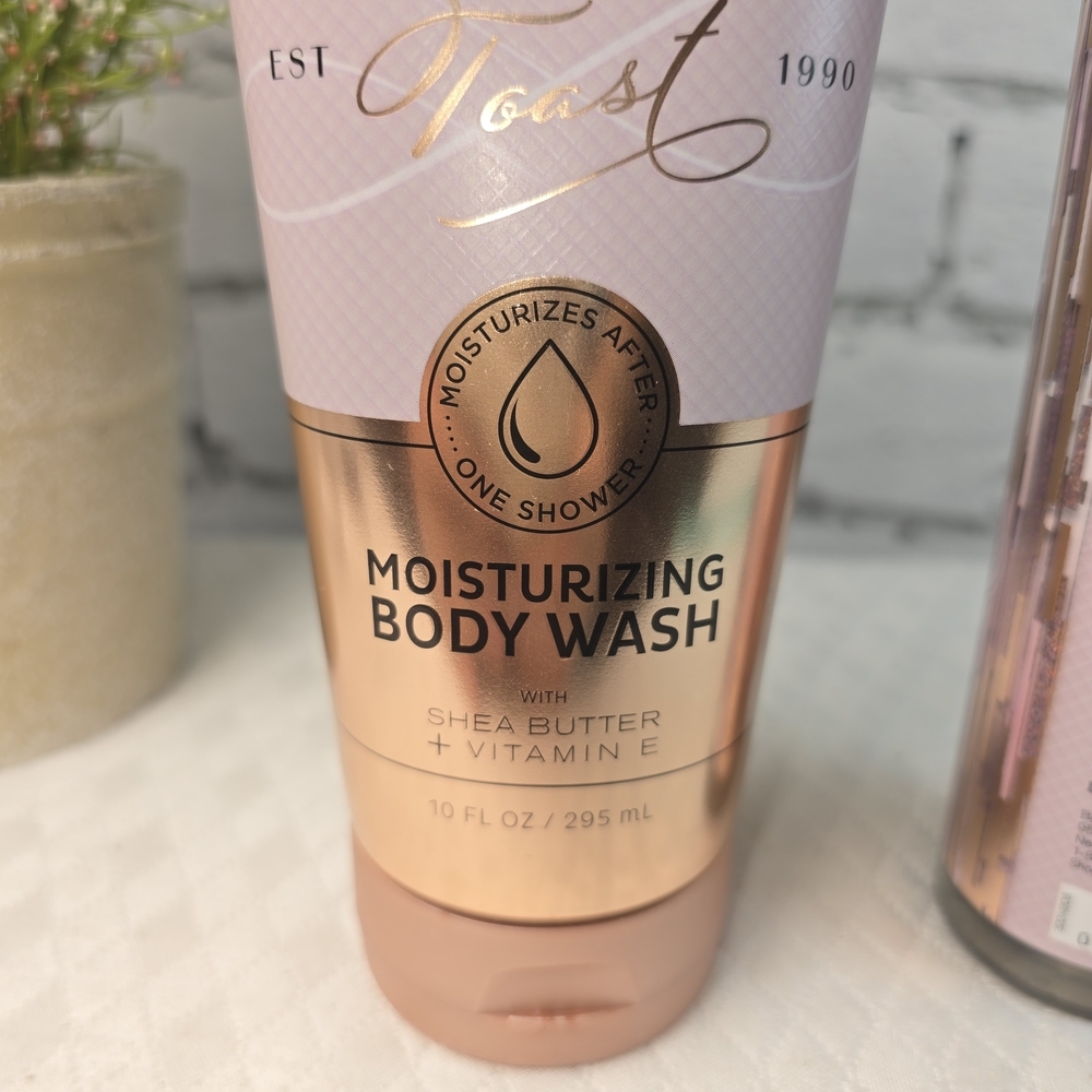 BATH AND BODYWORKS CHAMPAGNE TOAST BODY WASH AND FINE FRAGRANT MIST - Picture 3 of 4